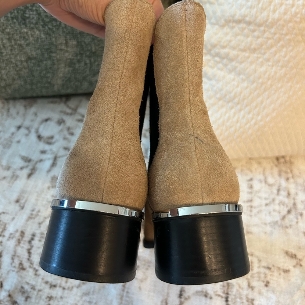 Calvin Klein Gayle Womens Leather Almond Toe Chelsea Ankle Boots - Picture 4 of 7